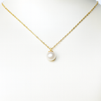Freshwater Pearl Pendant Necklace | 10k Solid Gold